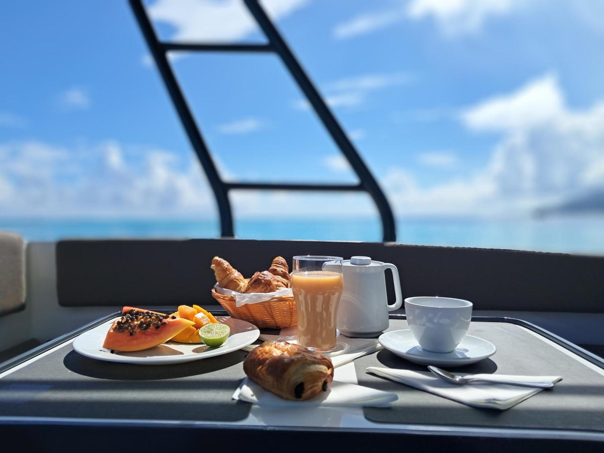 Moorea Island Beach Hotel Kültér fotó